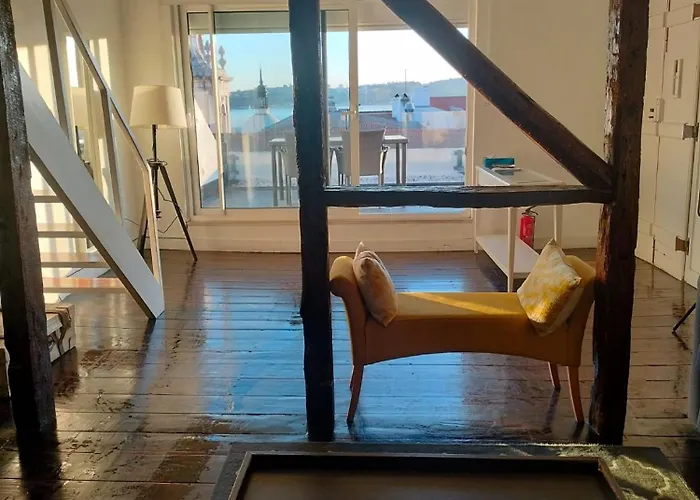 顶楼景观露台 *